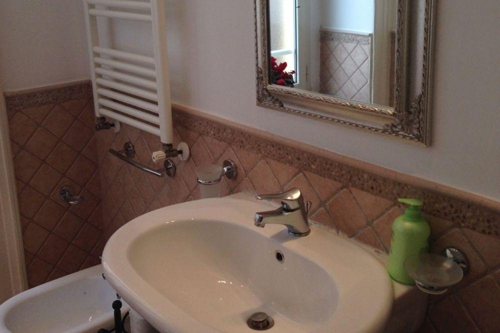 La Dimora Dei Baroni Bed and Breakfast Napoli Eksteriør billede